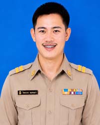 นายวิชชากร ชมพลมา